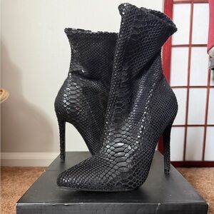 Fashion Nova Black Textured Heeled Boots